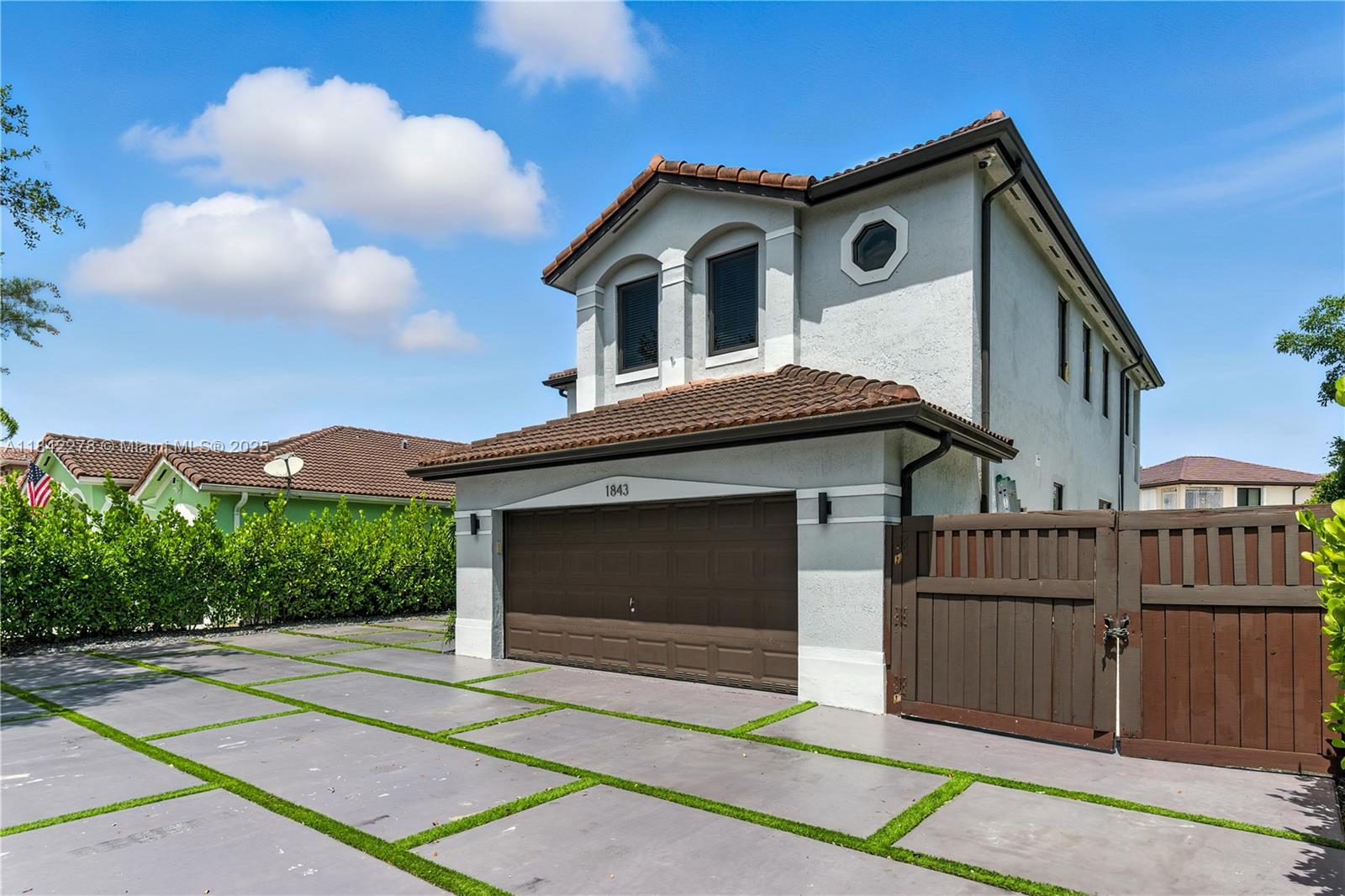 1843 SW 150th Pl