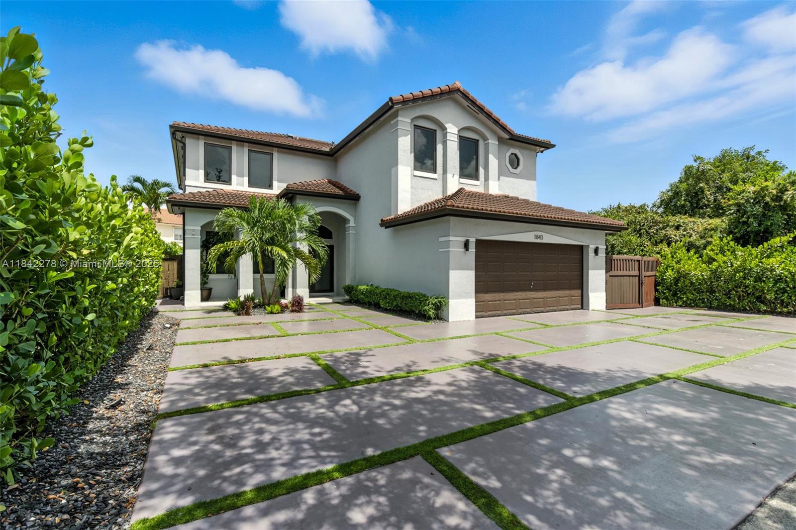 1843 SW 150th Pl