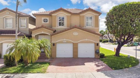 Photo of 7427 NW 113th Path, Doral, FL 33178 (MLS # A11881523) Photo of 7427 NW 113th Path, Doral, FL 33178 (MLS # A11881523)