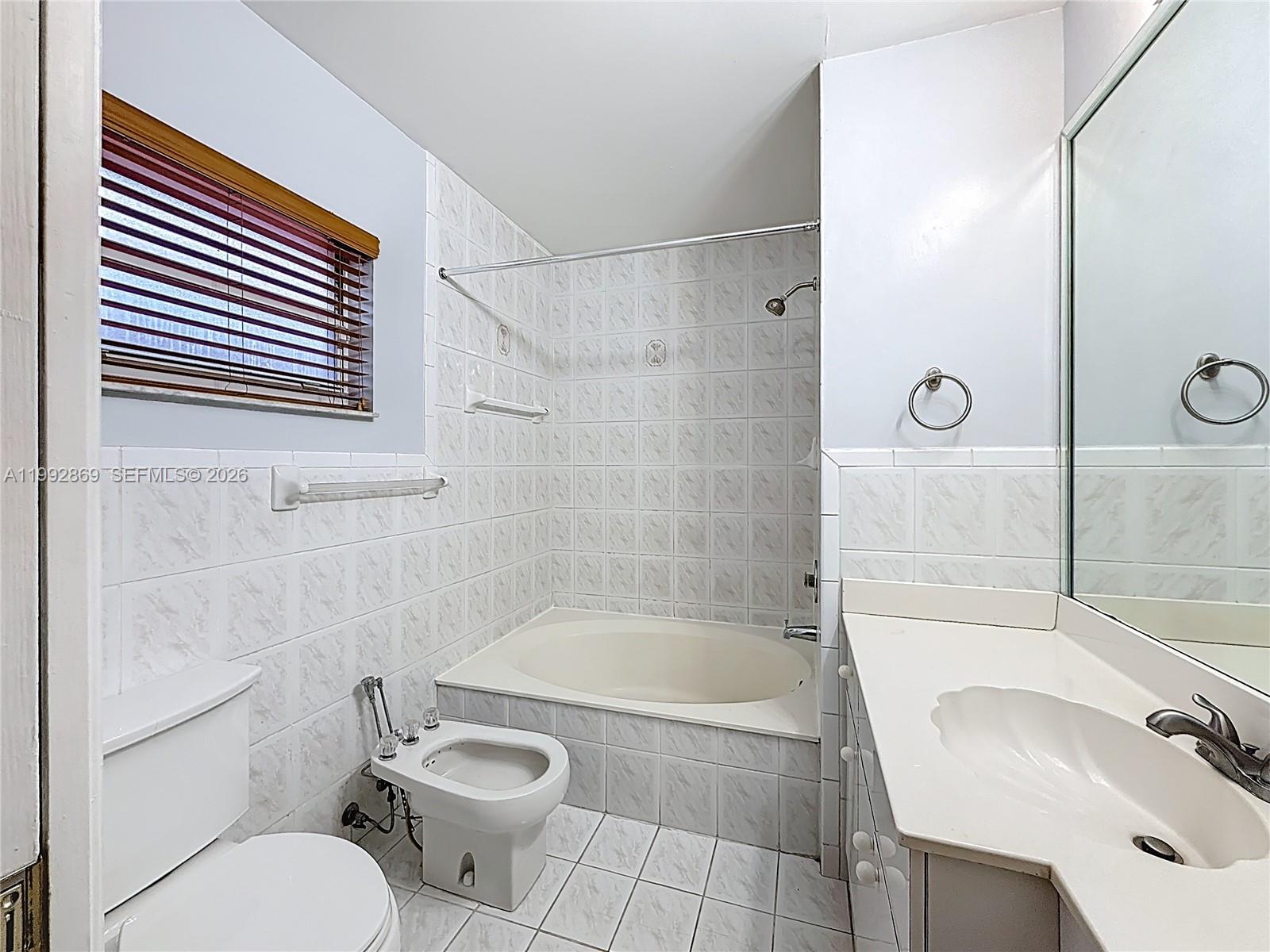 SUPERIOR HOMES ESTATES 1S - Residential