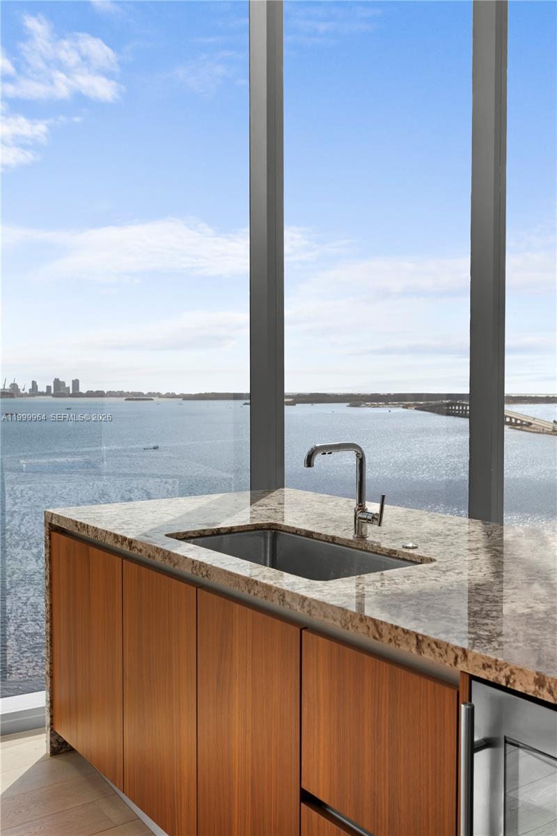 UNA RESIDENCES - Residential