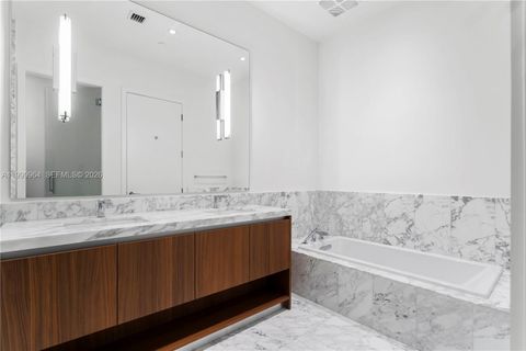 Tiny photo for 175 SE 25th Rd #1501, Miami, FL 33129 (MLS # A11999964)