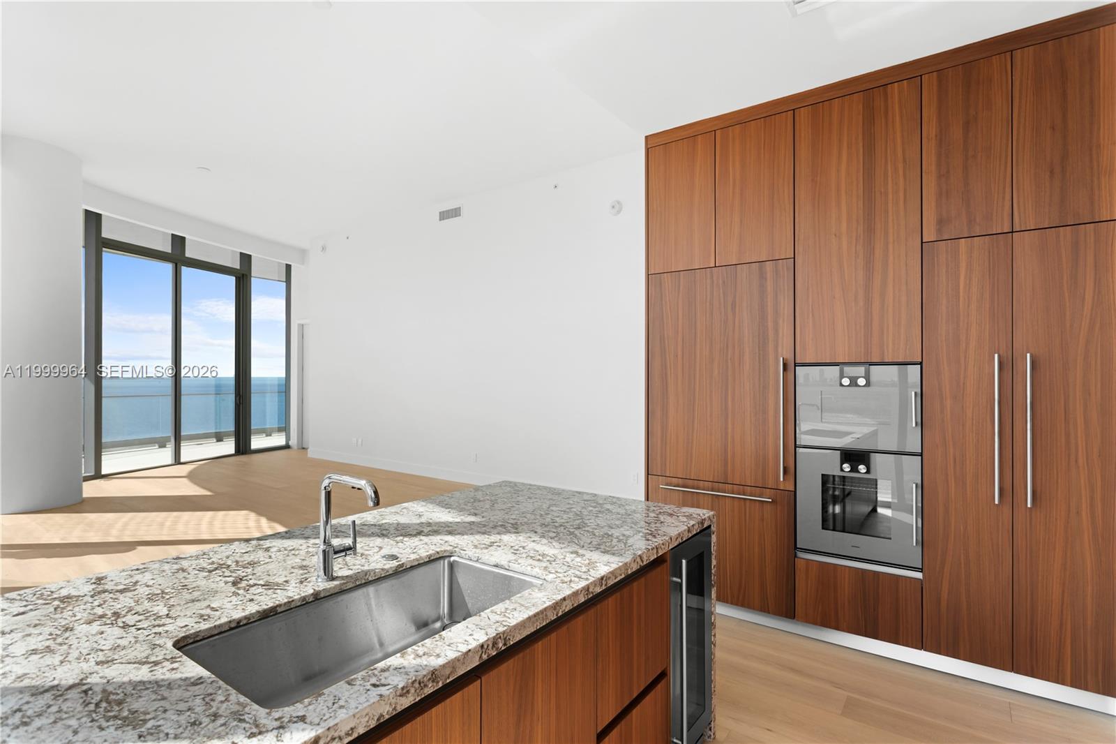 UNA RESIDENCES - Residential