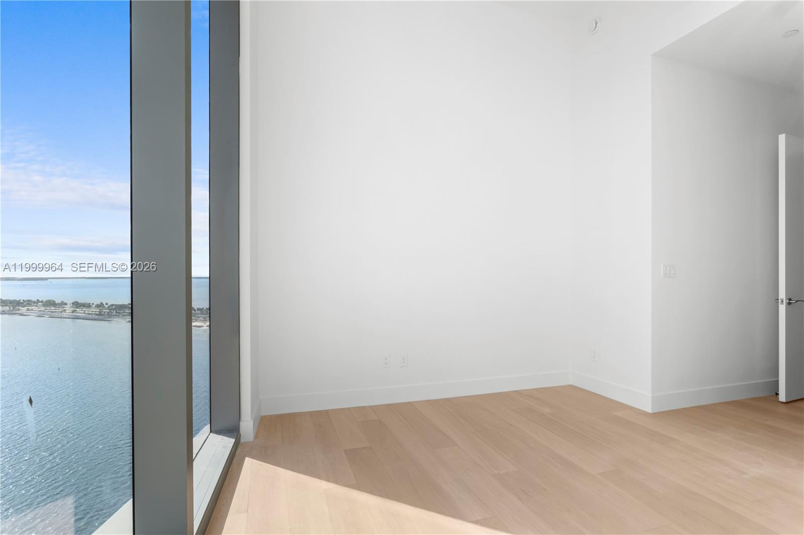 UNA RESIDENCES - Residential