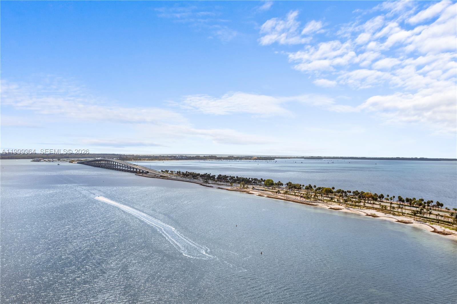 UNA RESIDENCES - Residential