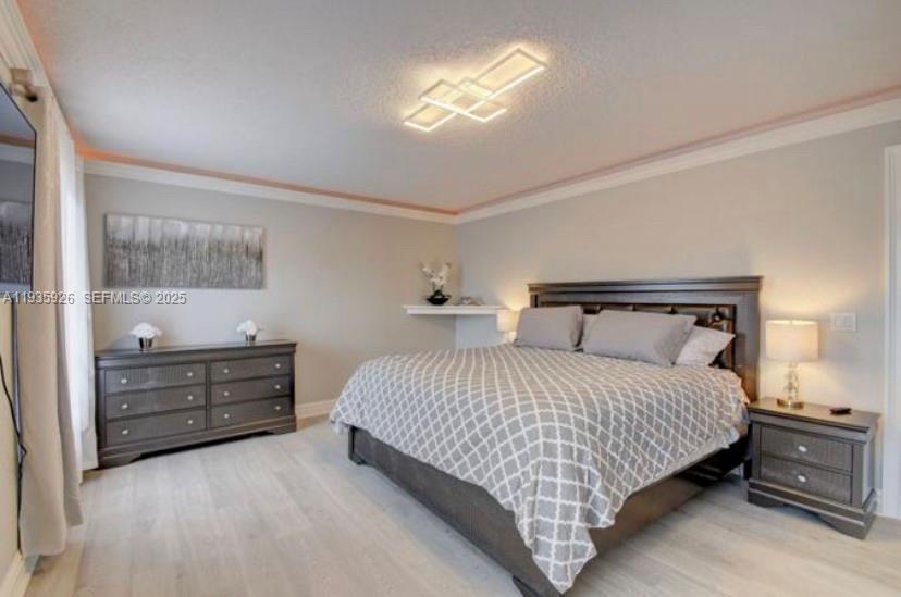 MEADOWLAND COVE 2 OF WELL - Residential