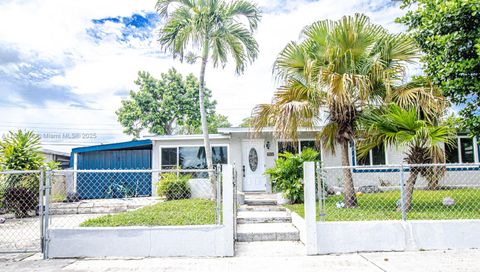 Photo of 5601 SW 38th St, Davie, FL 33314 (MLS # A11852536)