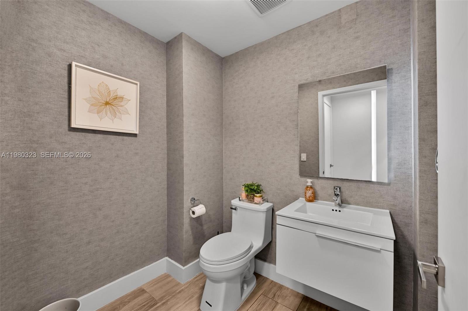 MARINA PALMS RESIDENCES S - Residential Lease