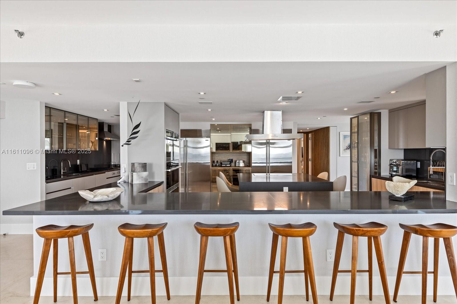 OCEANSIDE @ FISHER ISL CO - Residential