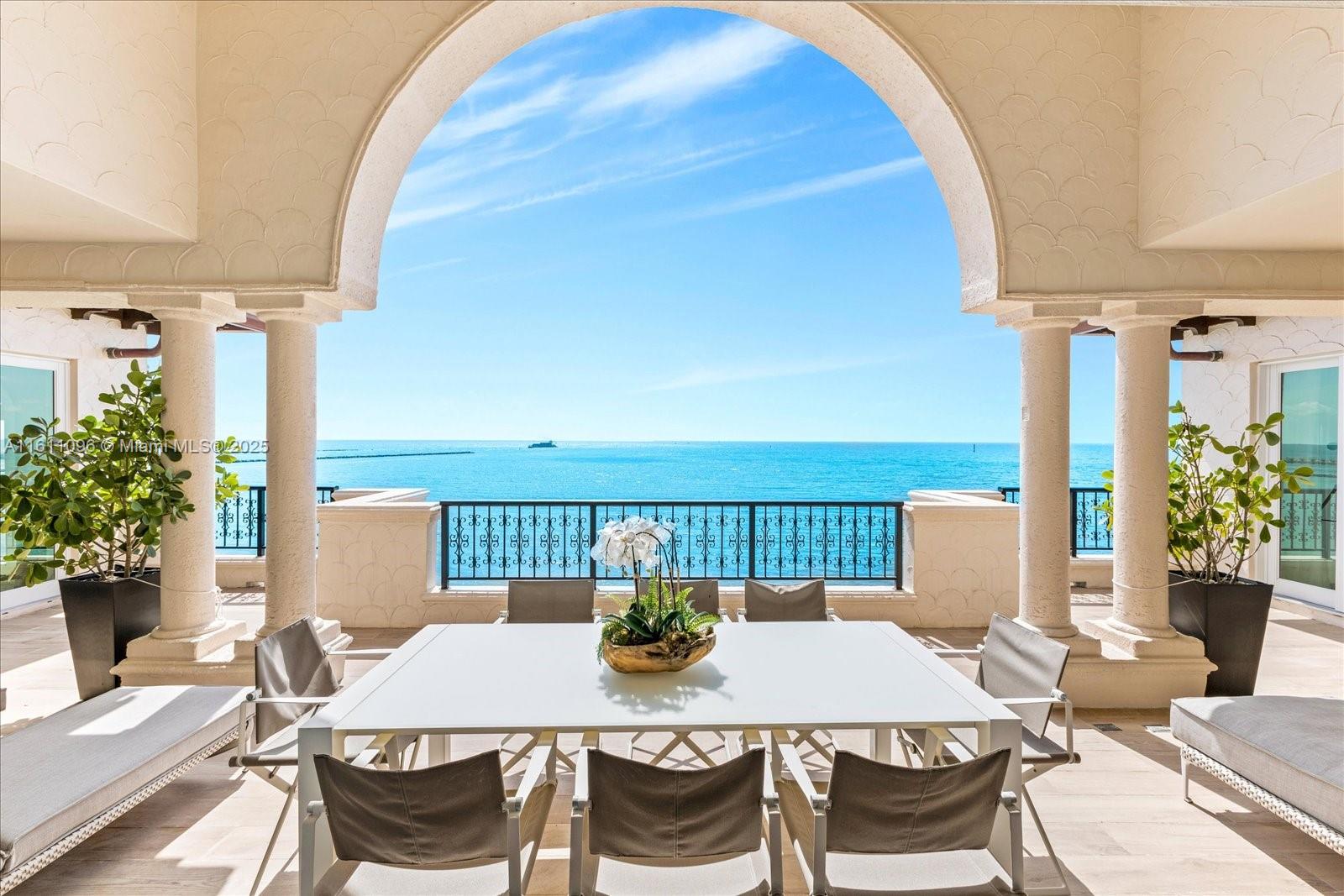 OCEANSIDE @ FISHER ISL CO - Residential