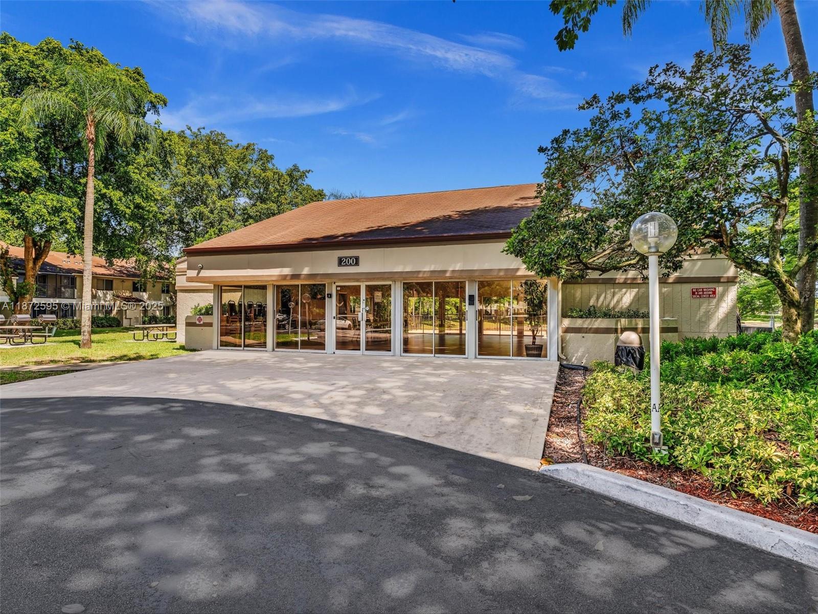 GARDENS NORTH NINE CONDO - Residential Lease