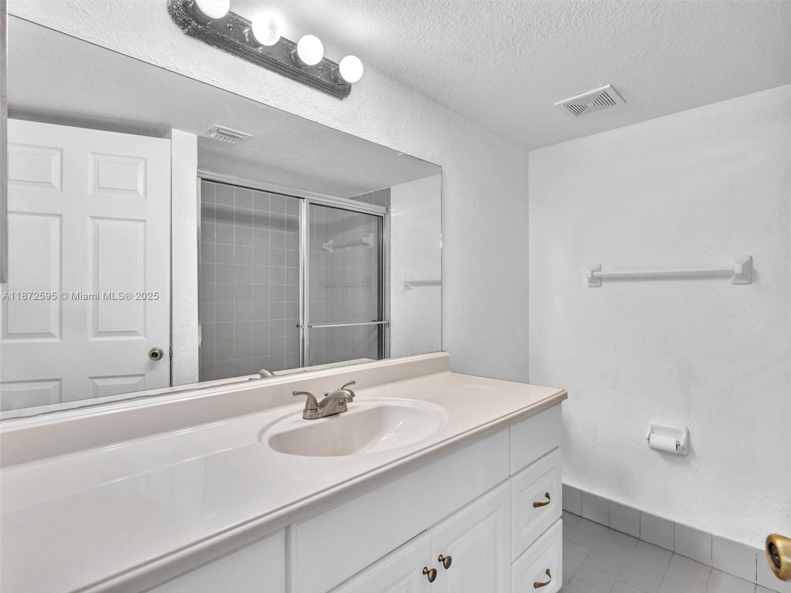 GARDENS NORTH NINE CONDO - Residential Lease