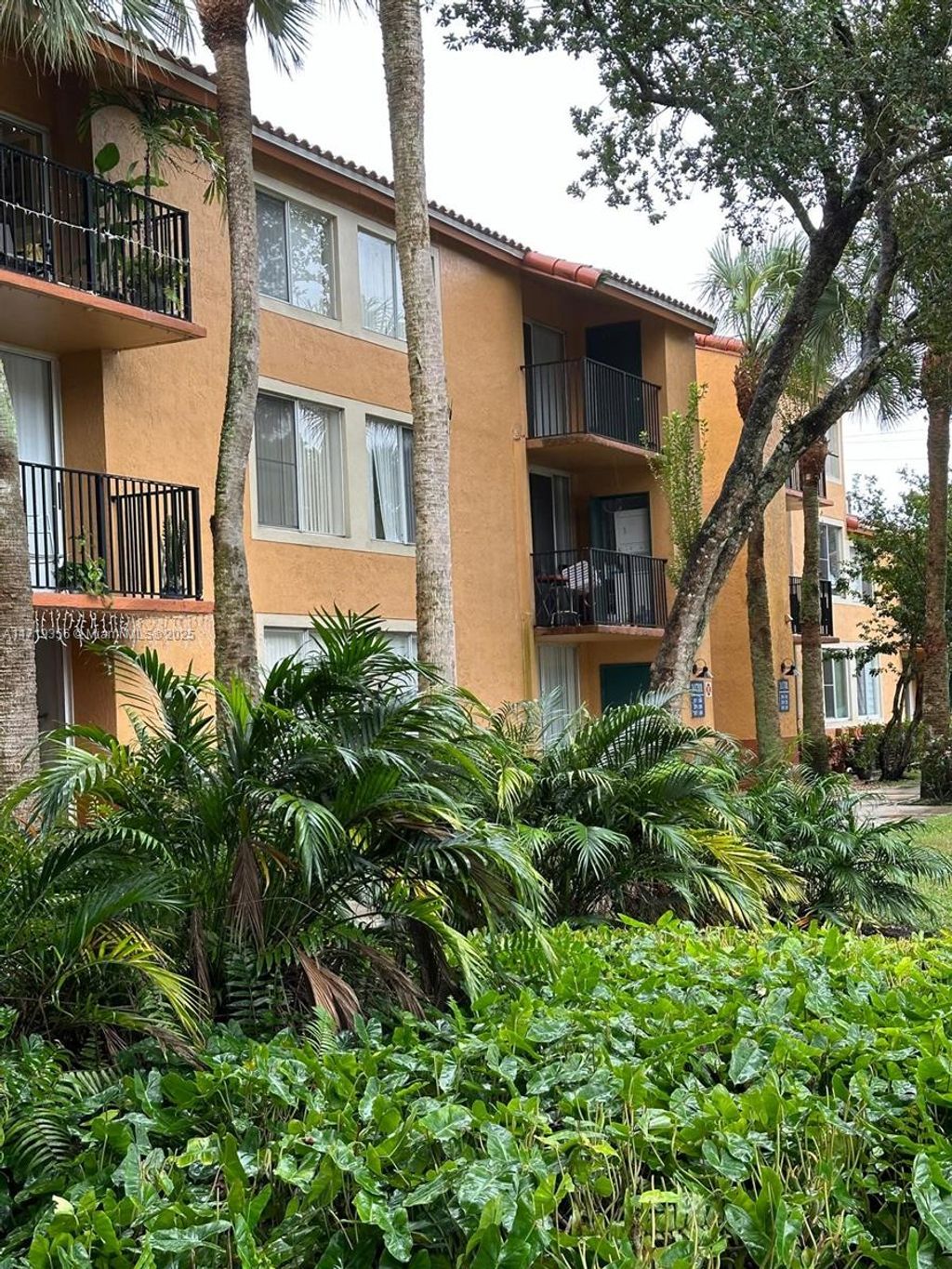 Photo of 10765 Cleary Blvd #308, Plantation, FL 33324 (MLS # A11719356)