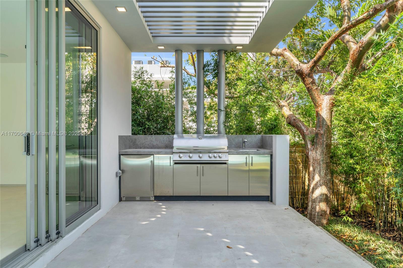 HOLLEMAN PARK - Residential