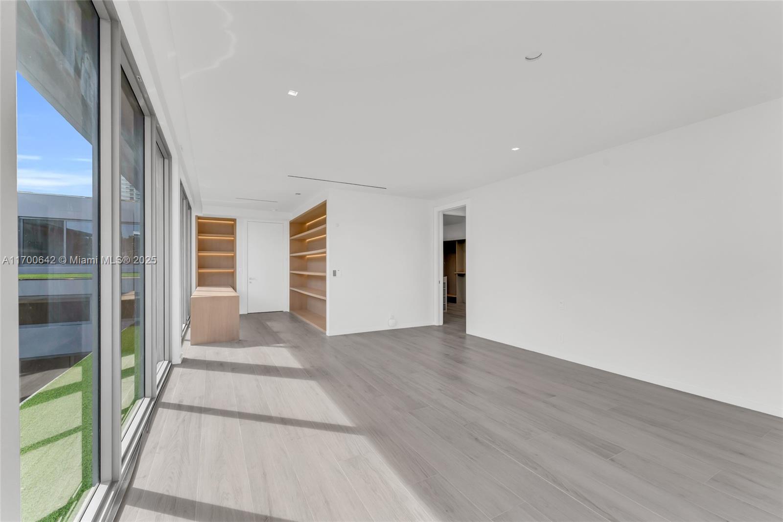 HOLLEMAN PARK - Residential