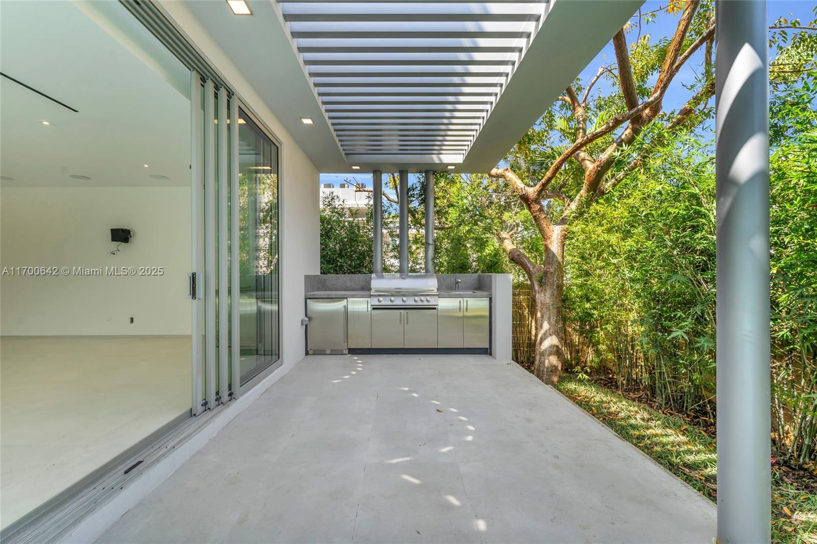 HOLLEMAN PARK - Residential