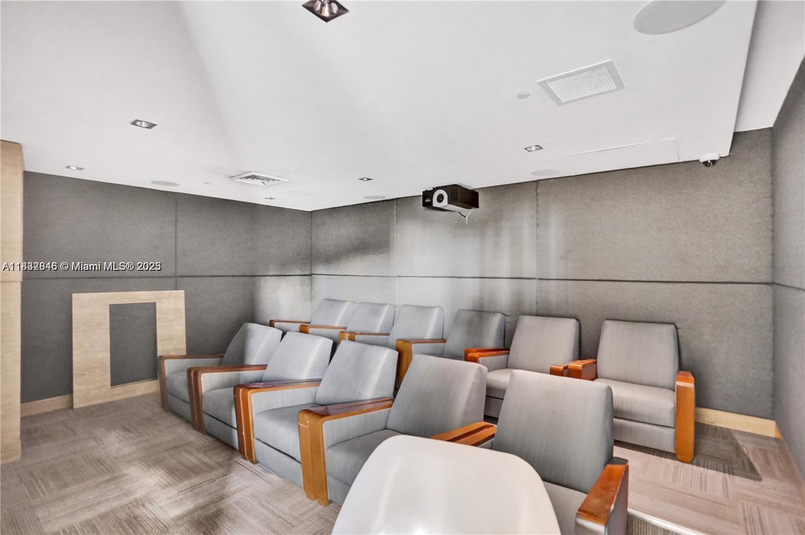 THE PLAZA 851 BRICKELL CO - Residential