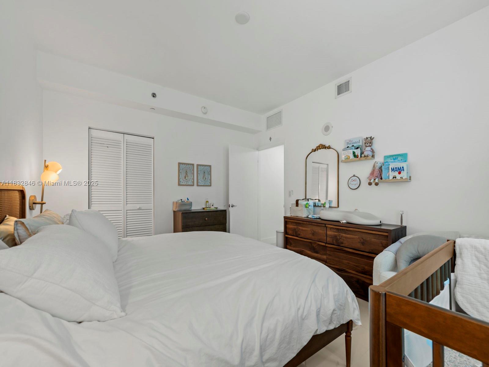 THE PLAZA 851 BRICKELL CO - Residential