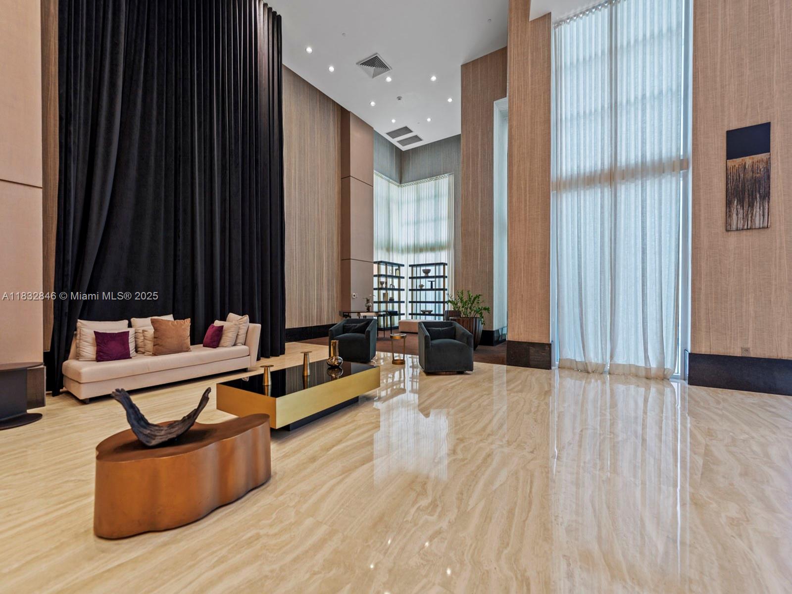 THE PLAZA 851 BRICKELL CO - Residential