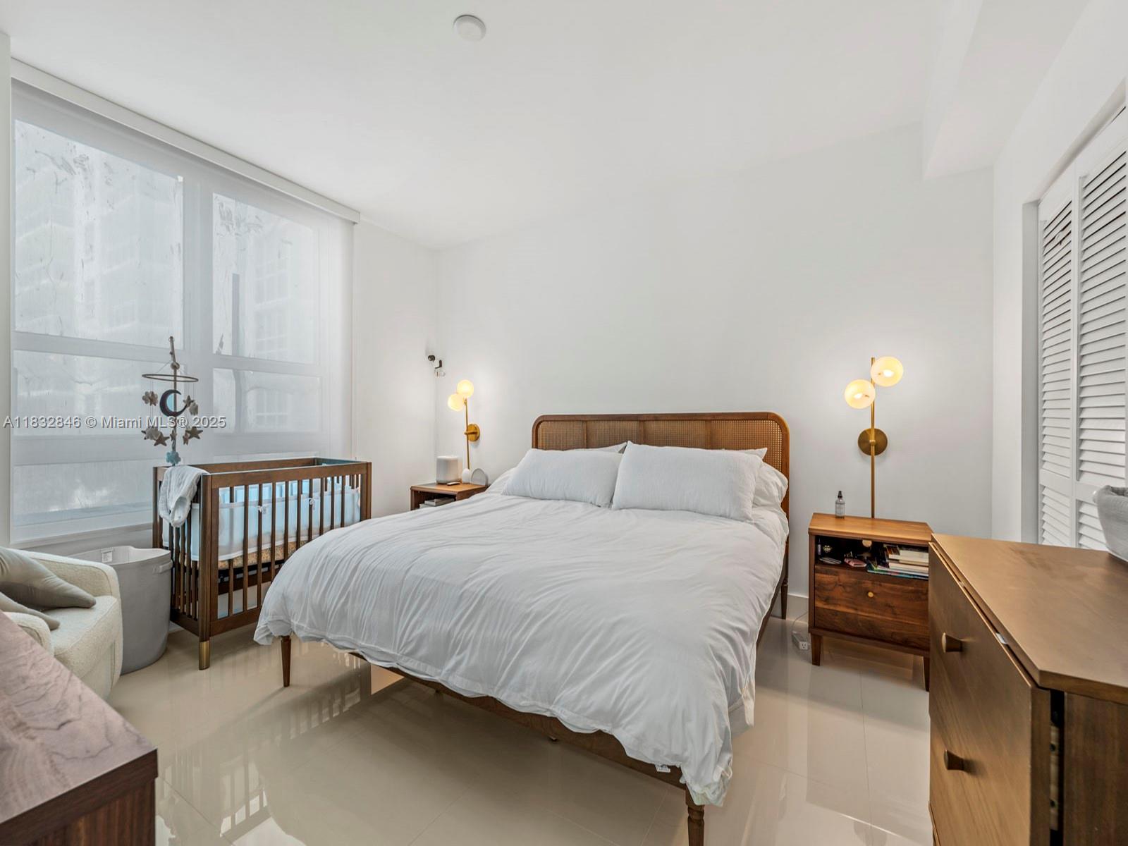 THE PLAZA 851 BRICKELL CO - Residential