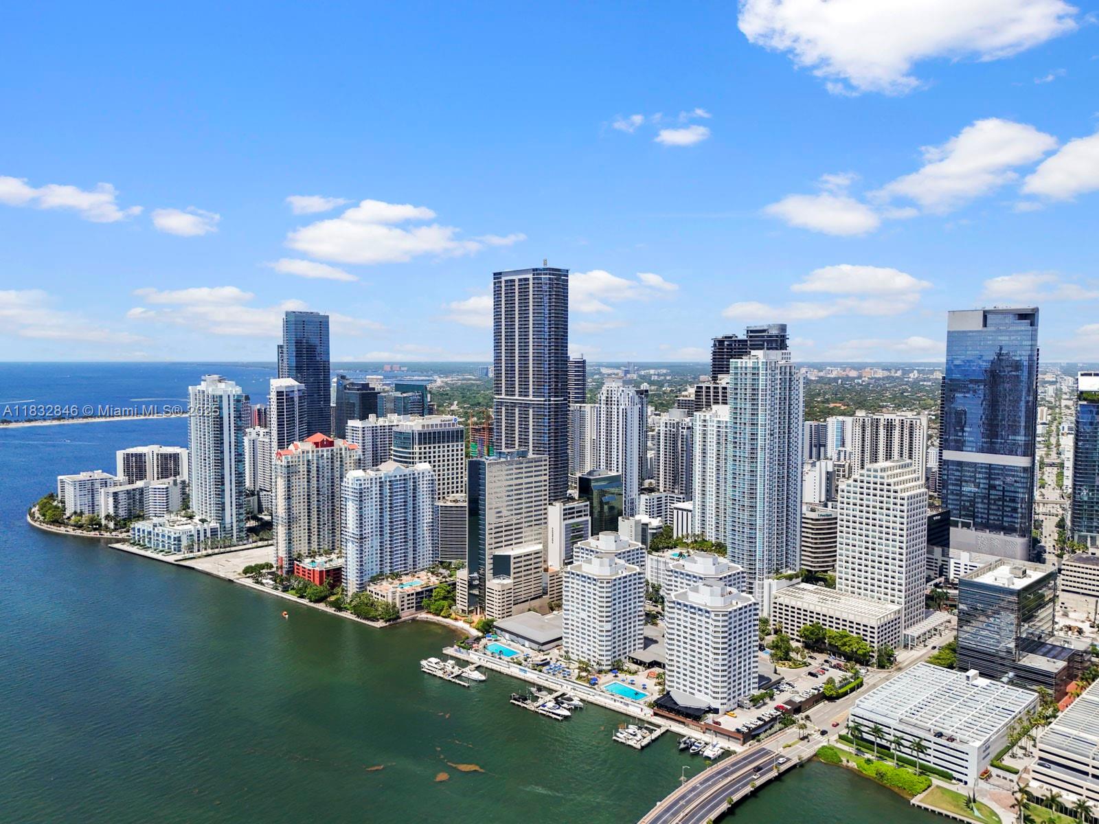 THE PLAZA 851 BRICKELL CO - Residential