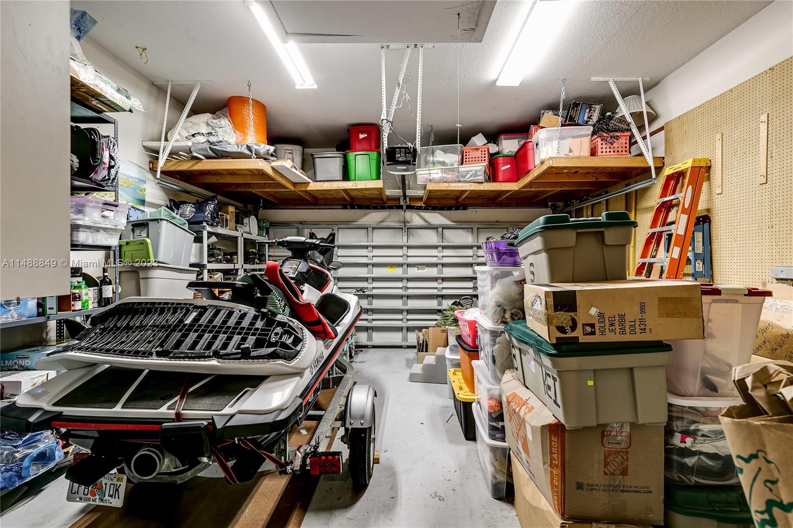 KEY WEST VILLAGE - Residential