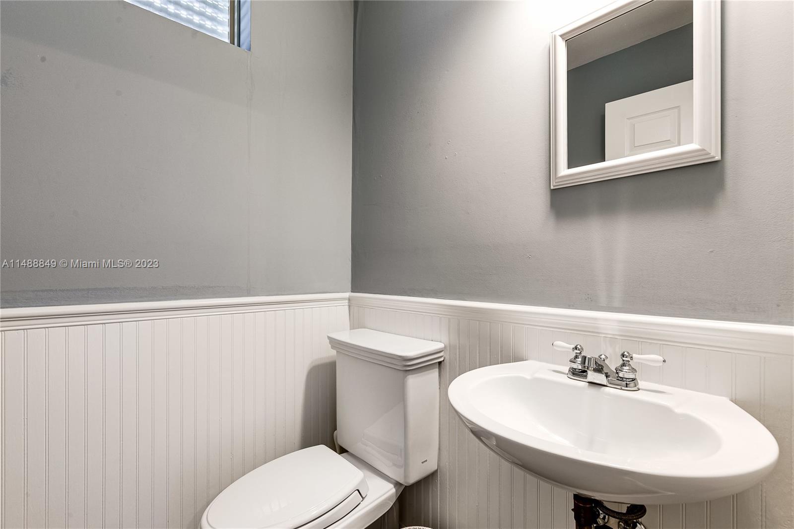 KEY WEST VILLAGE - Residential