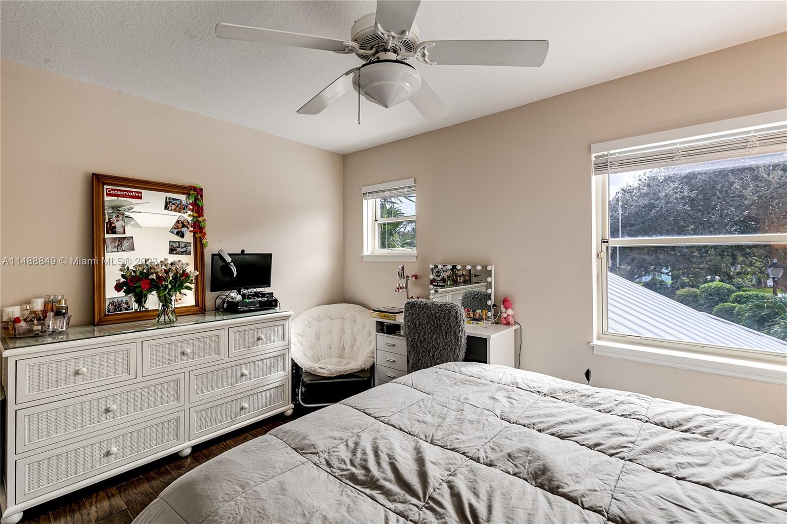 KEY WEST VILLAGE - Residential