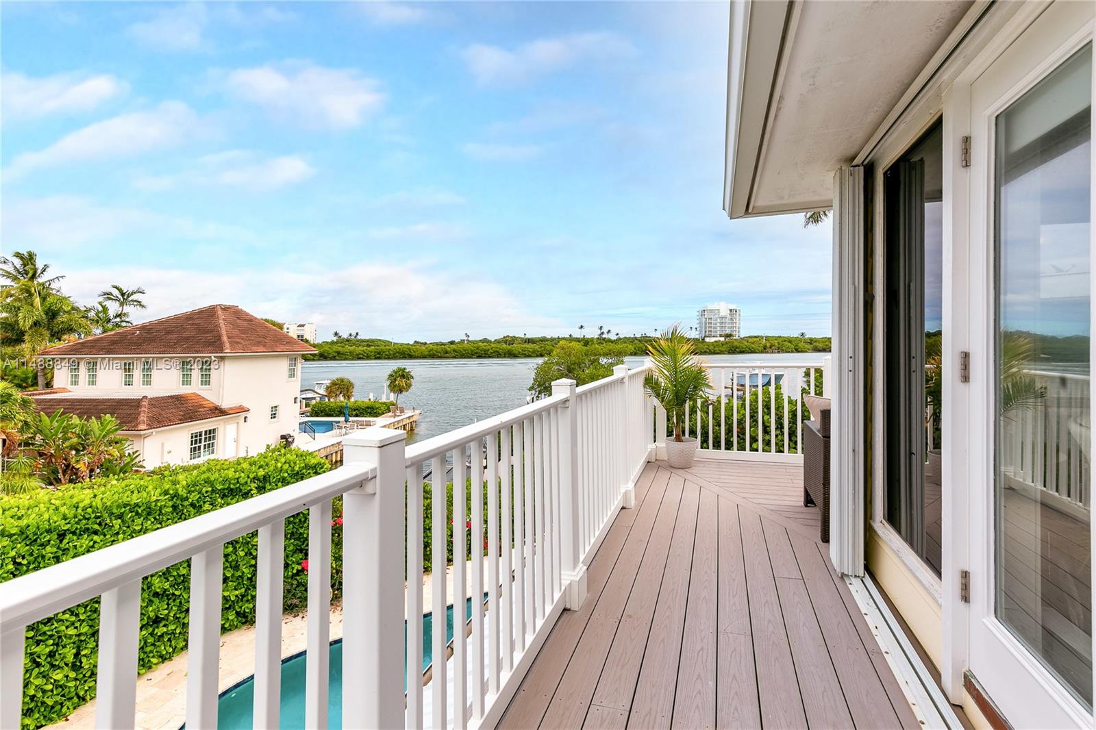 KEY WEST VILLAGE - Residential