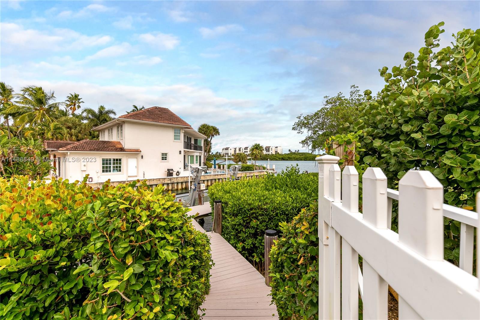 KEY WEST VILLAGE - Residential