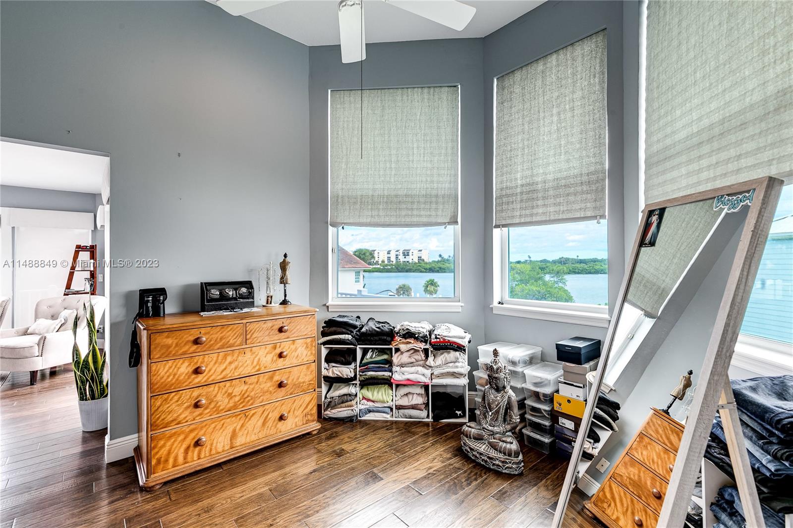 KEY WEST VILLAGE - Residential