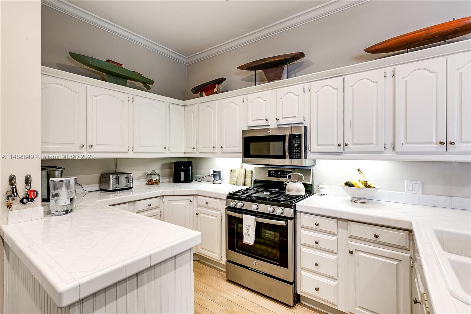 KEY WEST VILLAGE - Residential