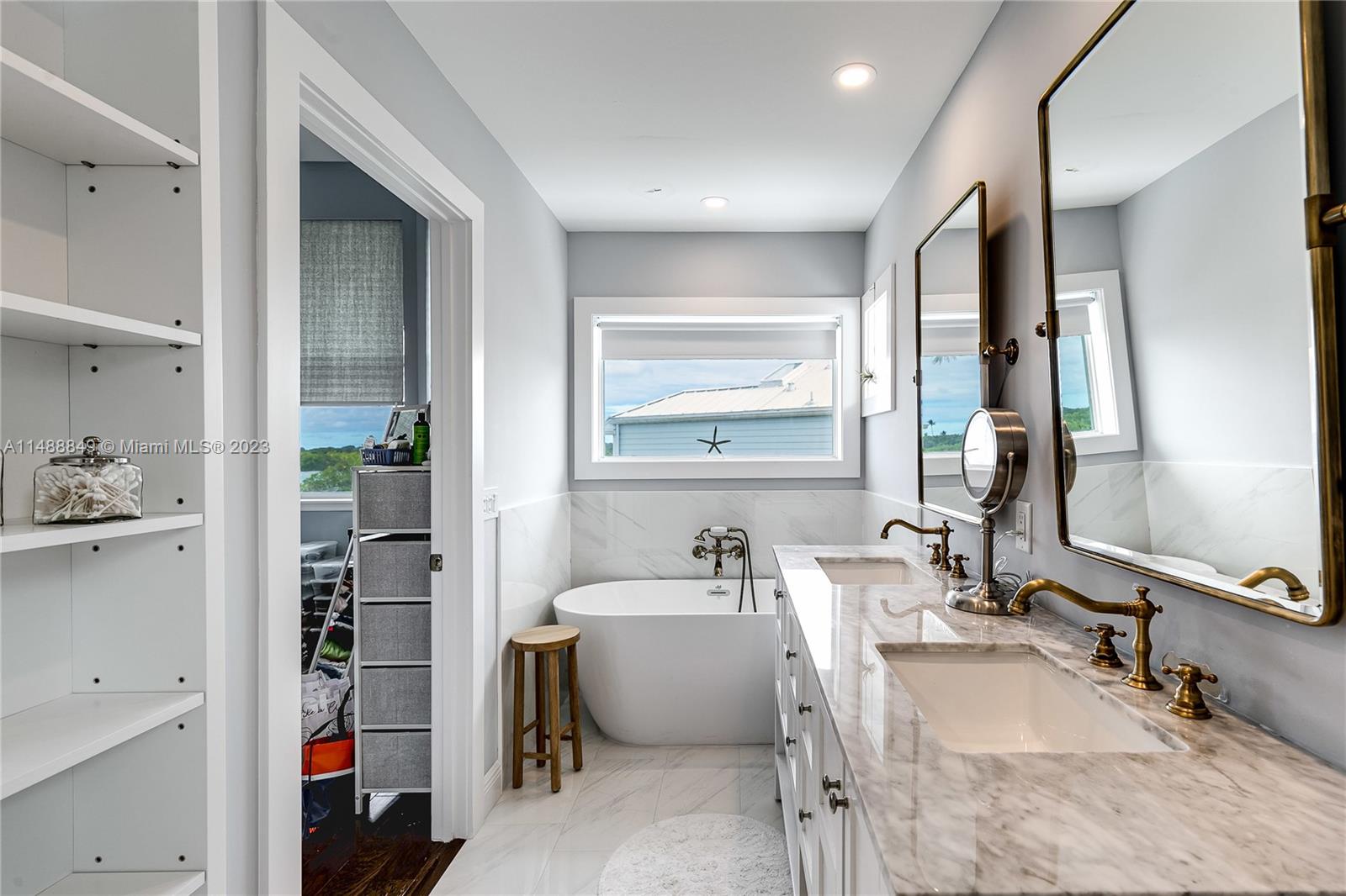 KEY WEST VILLAGE - Residential