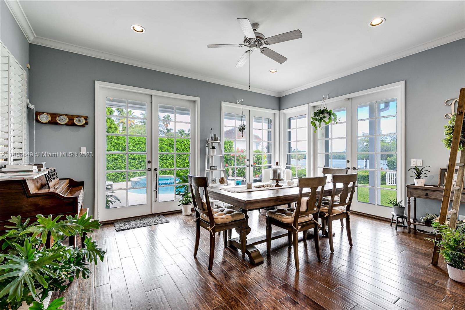 KEY WEST VILLAGE - Residential