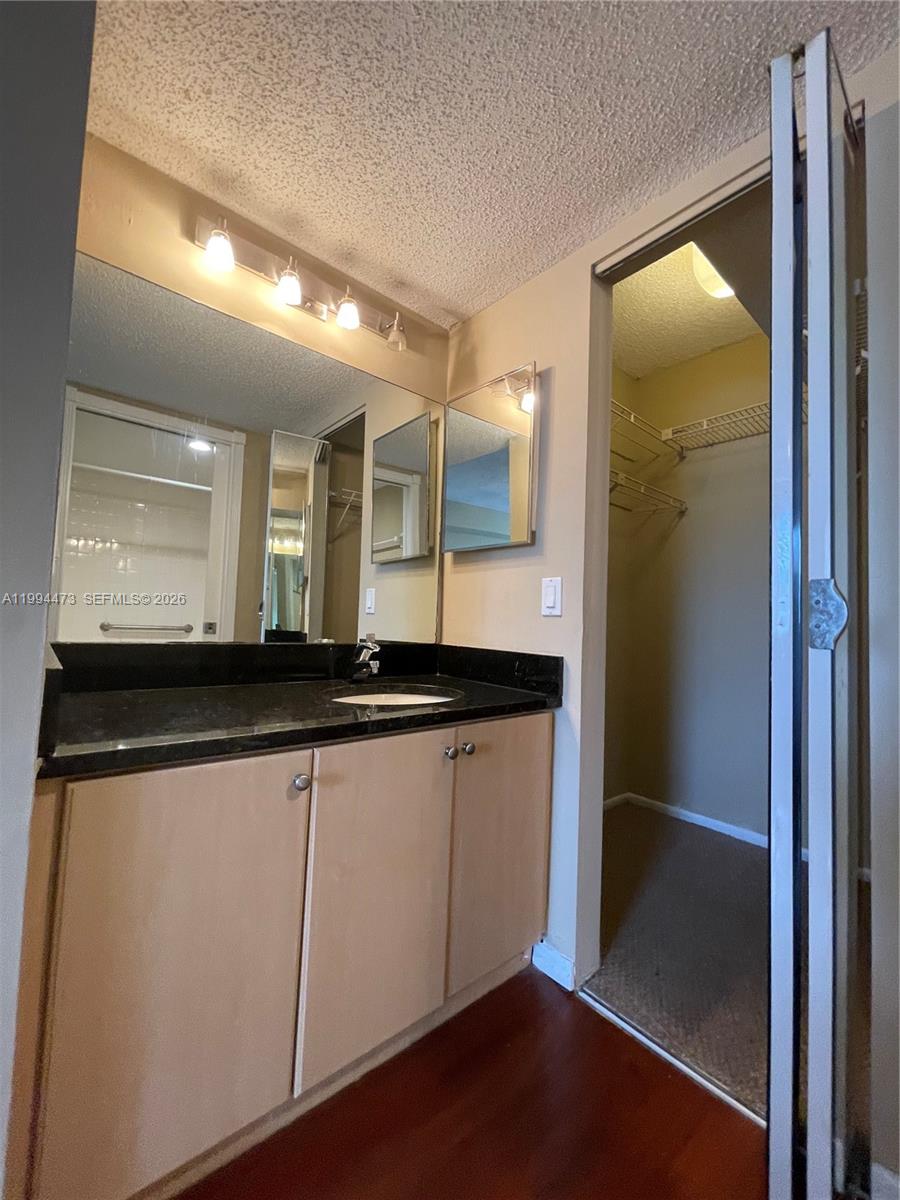 BREEZES AT PALM AIRE COND - Residential Lease