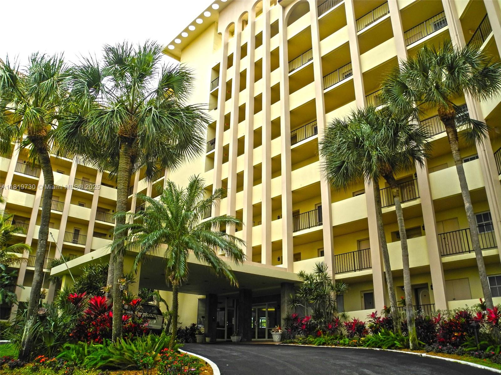 3475 S Ocean Blvd 611, Palm Beach, FL, 33480/$309,999 3 3475 S Ocean Blvd 611