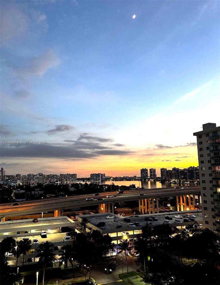 Beautiful oceanview condo! Clean carpet throughout the unit and tile in the kitchen and bathrooms. Spectacular view from the balcony. Bright and spacious with plenty of closet space. Great amenities such as swimming pool, gym, tennis court, office room, and more. Perfect for the whole family. No rental restrictions.