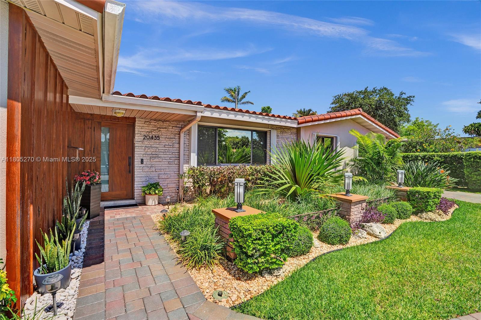 20435 Highland Lakes Blvd, Miami, Broward County, Florida - 3 Bedrooms  
2 Bathrooms - 
