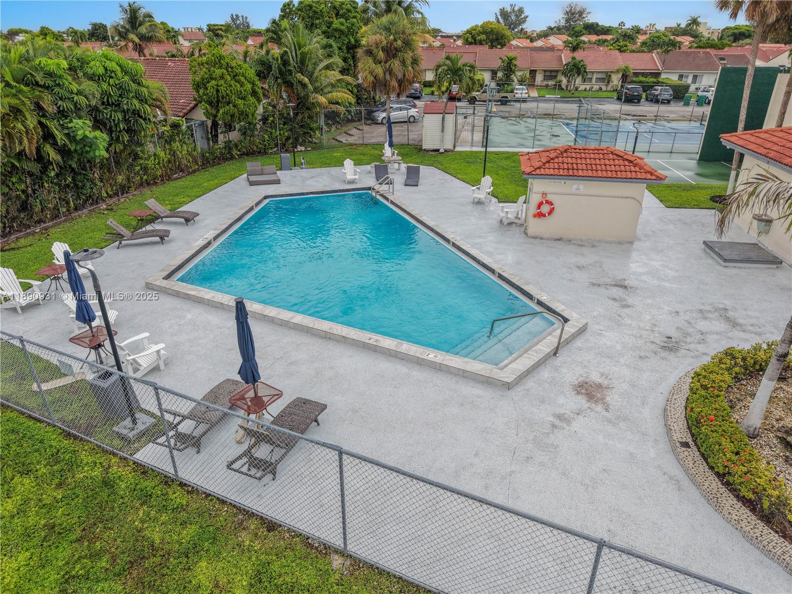 2ND AMEND TO HALF MOON VI - Residential