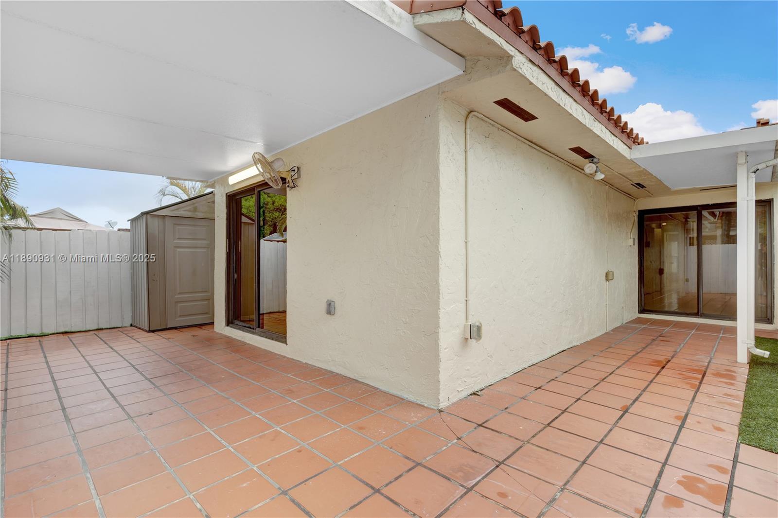 2ND AMEND TO HALF MOON VI - Residential