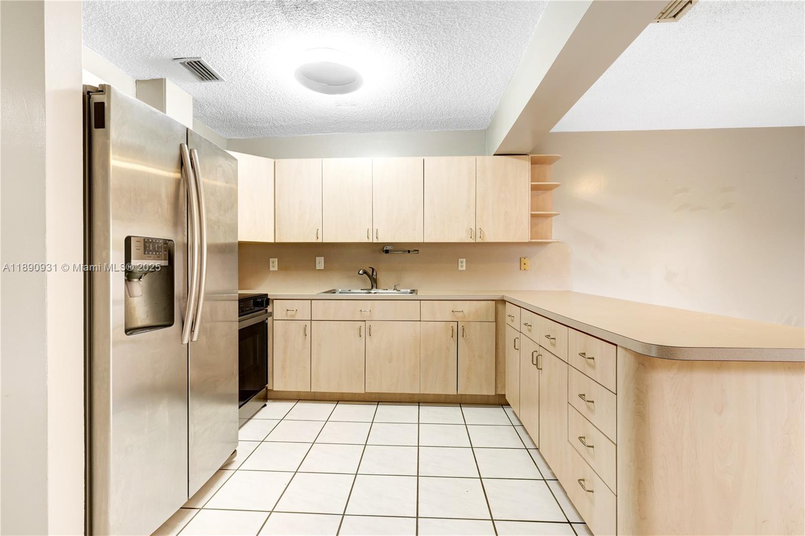 2ND AMEND TO HALF MOON VI - Residential