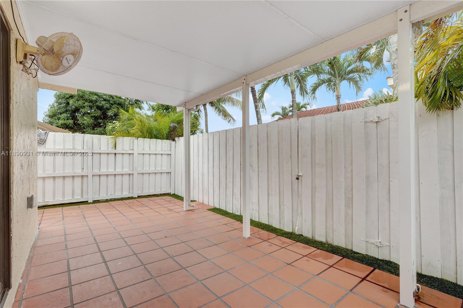 2ND AMEND TO HALF MOON VI - Residential