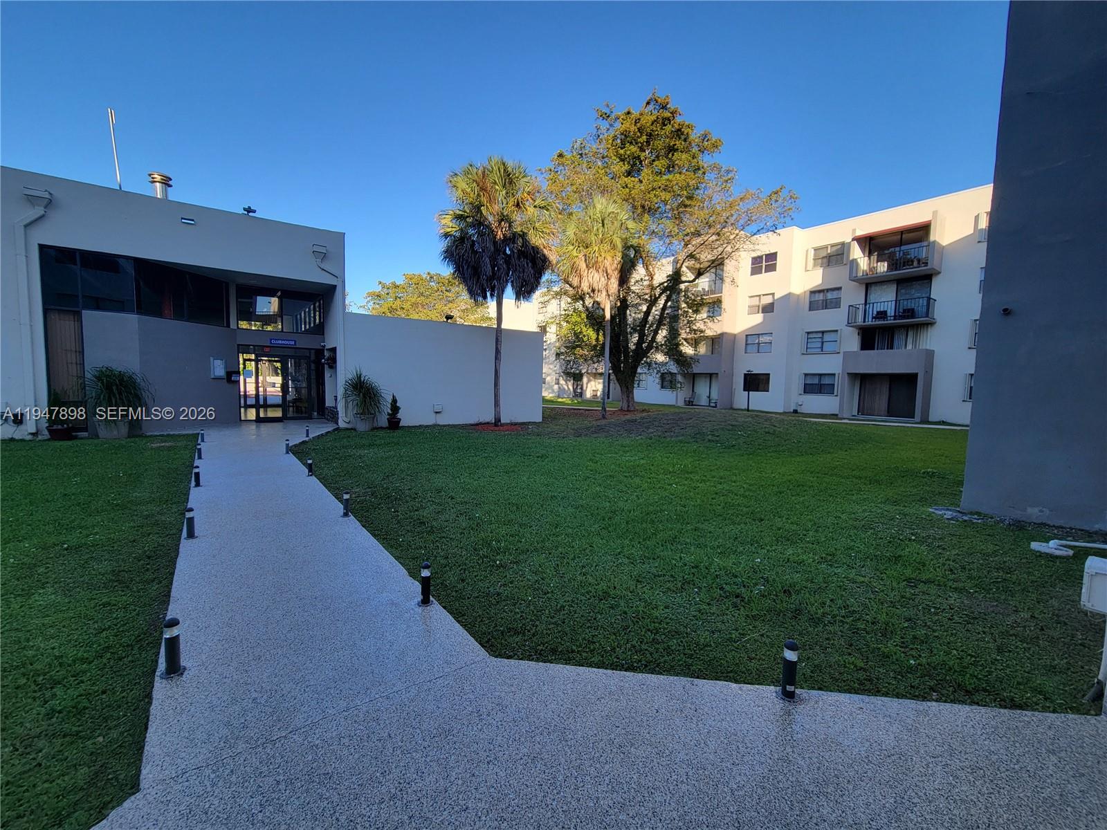 PEPPERMILL KENDALE LKS W - Residential