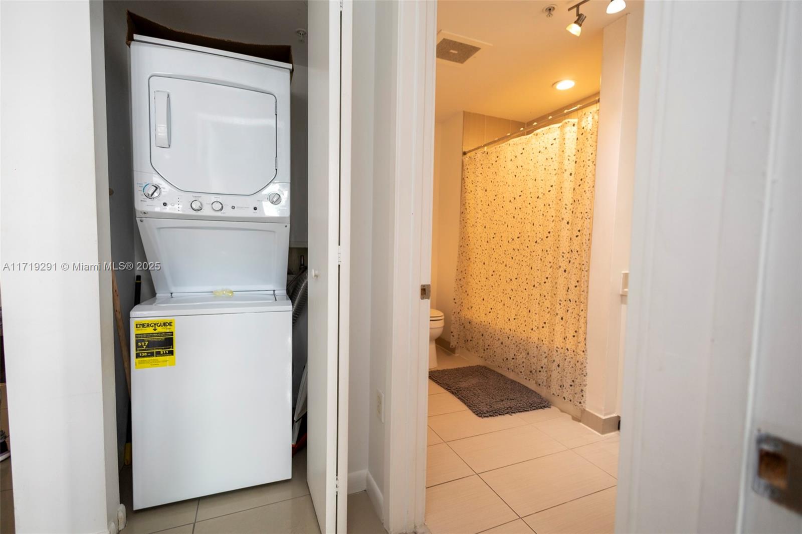 MIDBLOCK MIAMI CONDO - Residential