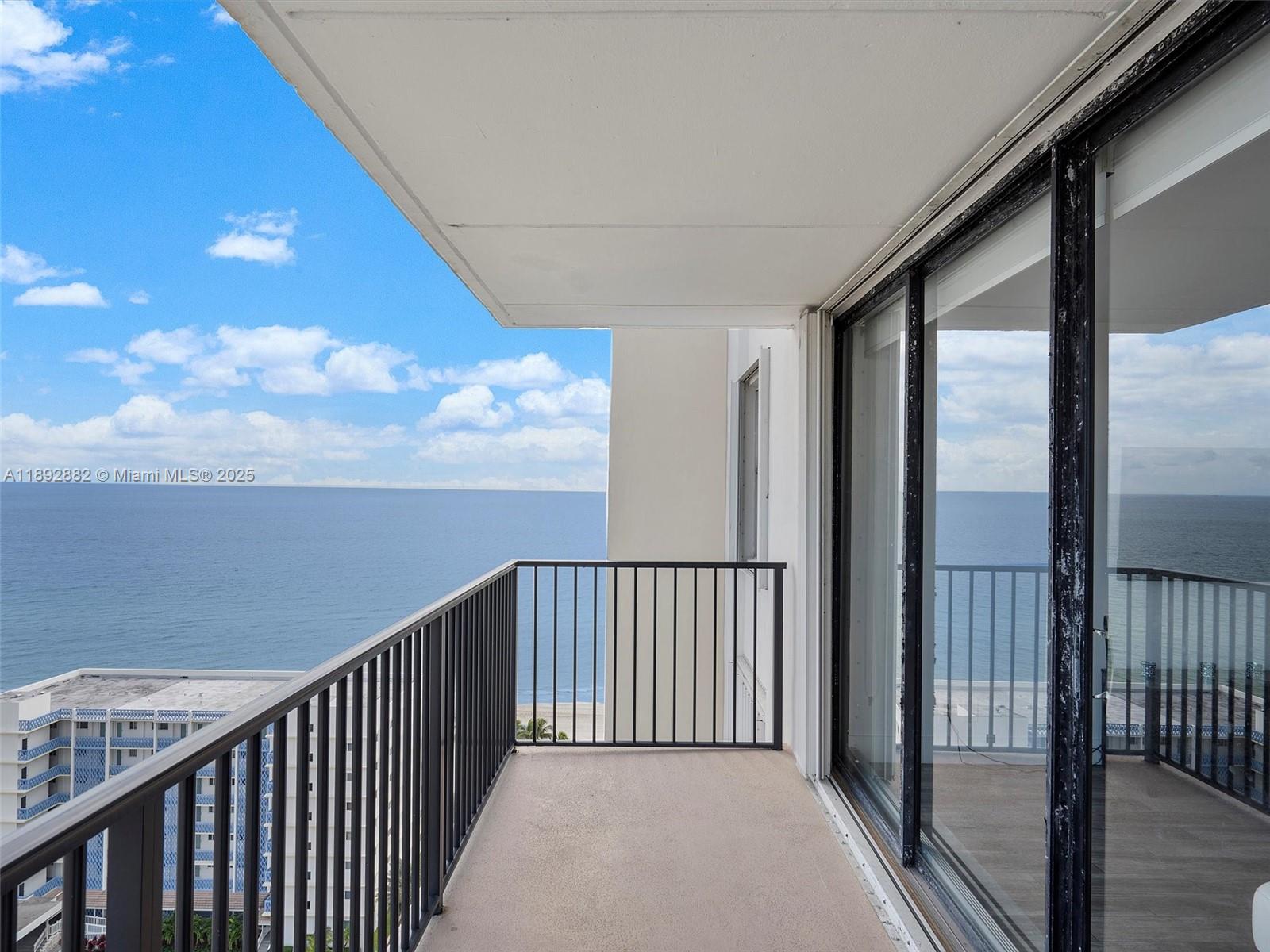 QUADOMAIN TOWER I AND IV - Residential Lease