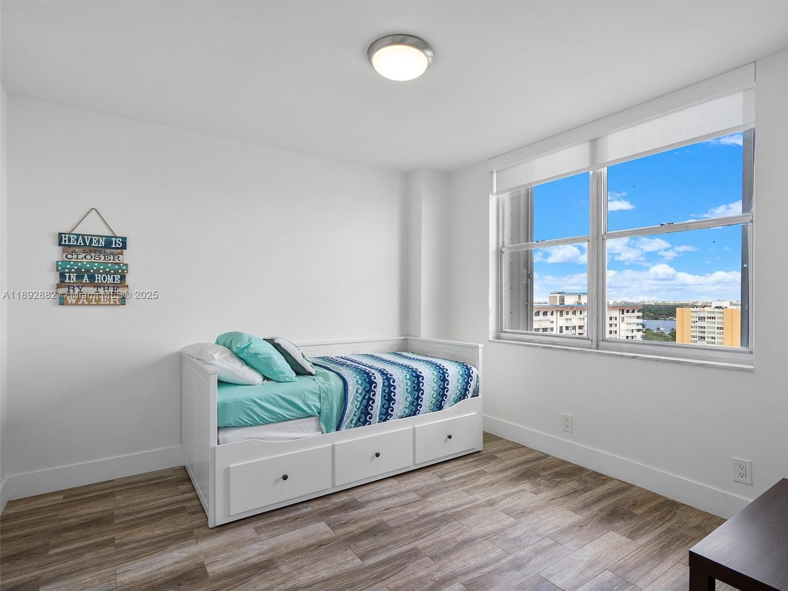QUADOMAIN TOWER I AND IV - Residential Lease
