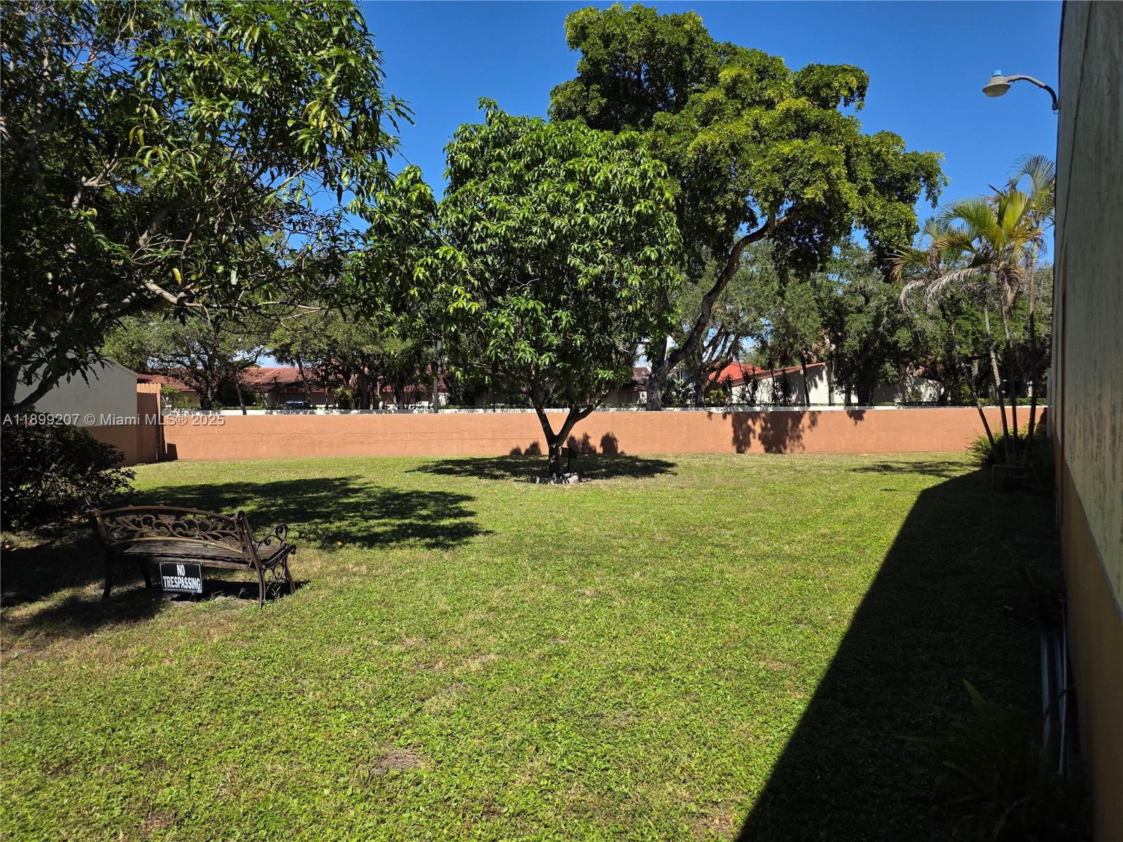 MIAMI LAKES LAKE MARTHA S - Residential