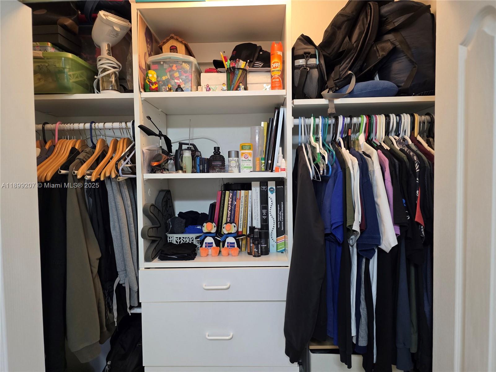 MIAMI LAKES LAKE MARTHA S - Residential