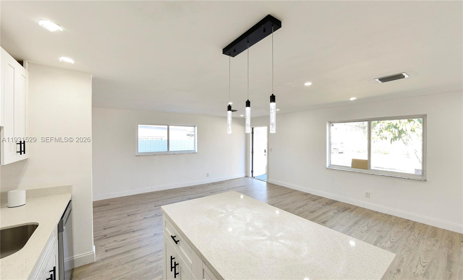 NORTH WEST LAUDERDALE - Residential