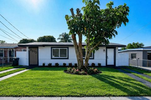 Photo of 2572 NW 20th St, Fort Lauderdale, FL 33311 (MLS # A11931529)